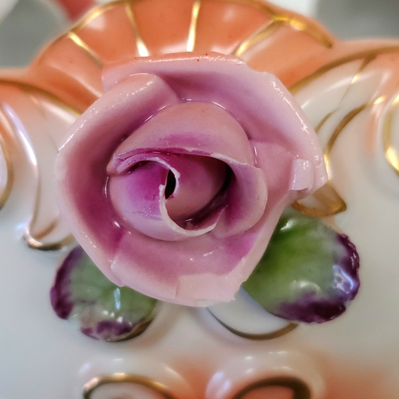 Porcelain applied roses footed centerpiece/planter - Picture 7 of 8